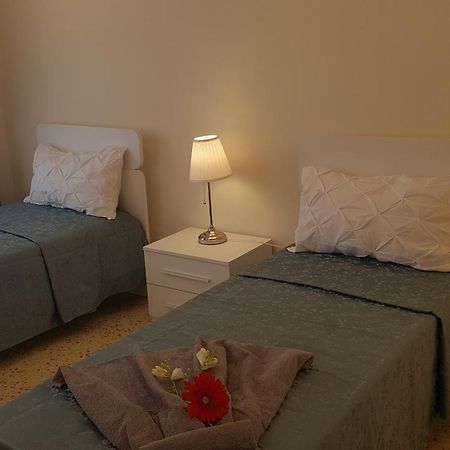 Residenze Benedetto Croce Hotel Bari Luaran gambar