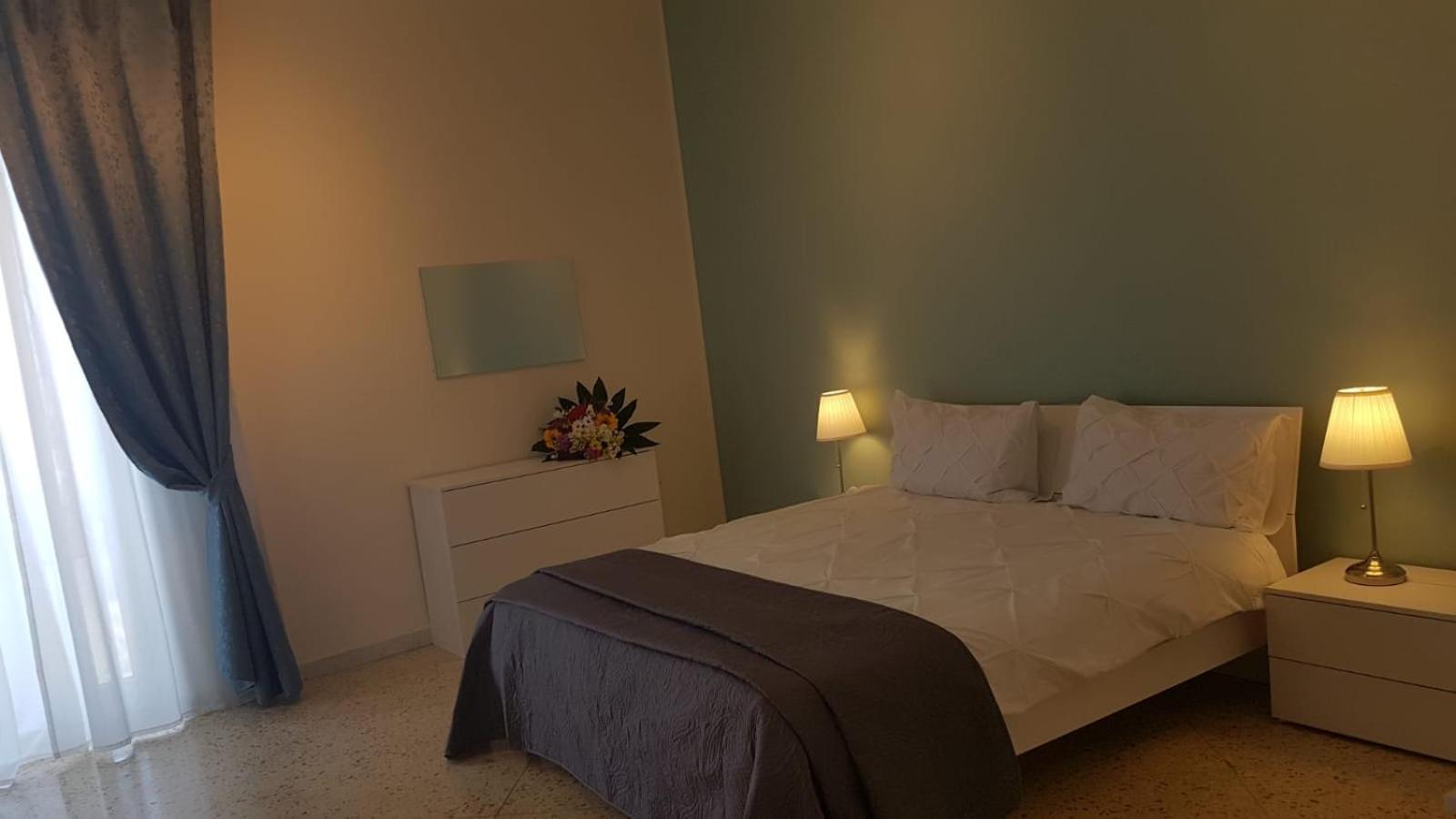 Residenze Benedetto Croce Hotel Bari Luaran gambar